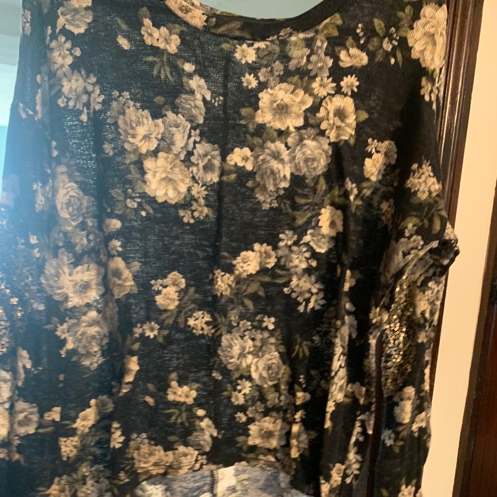 Hi-lo sweater